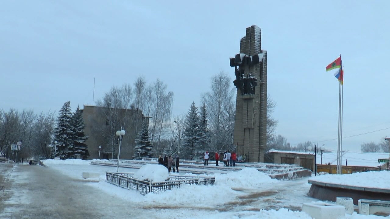 3 декабря-День неизвестного солдата